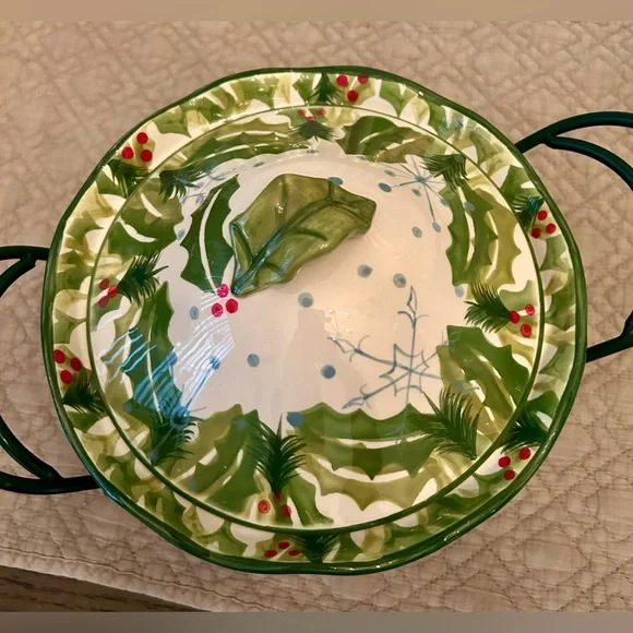 Temp-tations Hometown Christmas 1.5 QT Crock - Picture 2 of 11